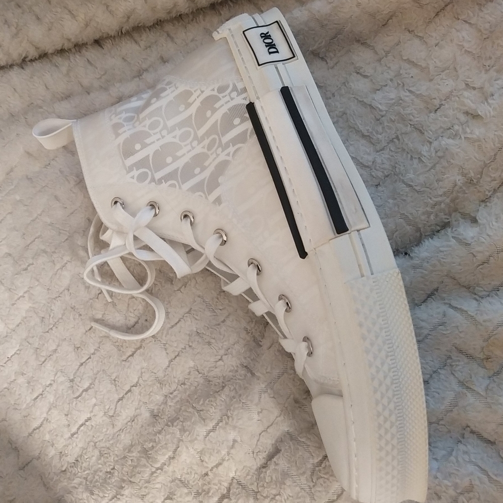 Dior b23 high top oblique white